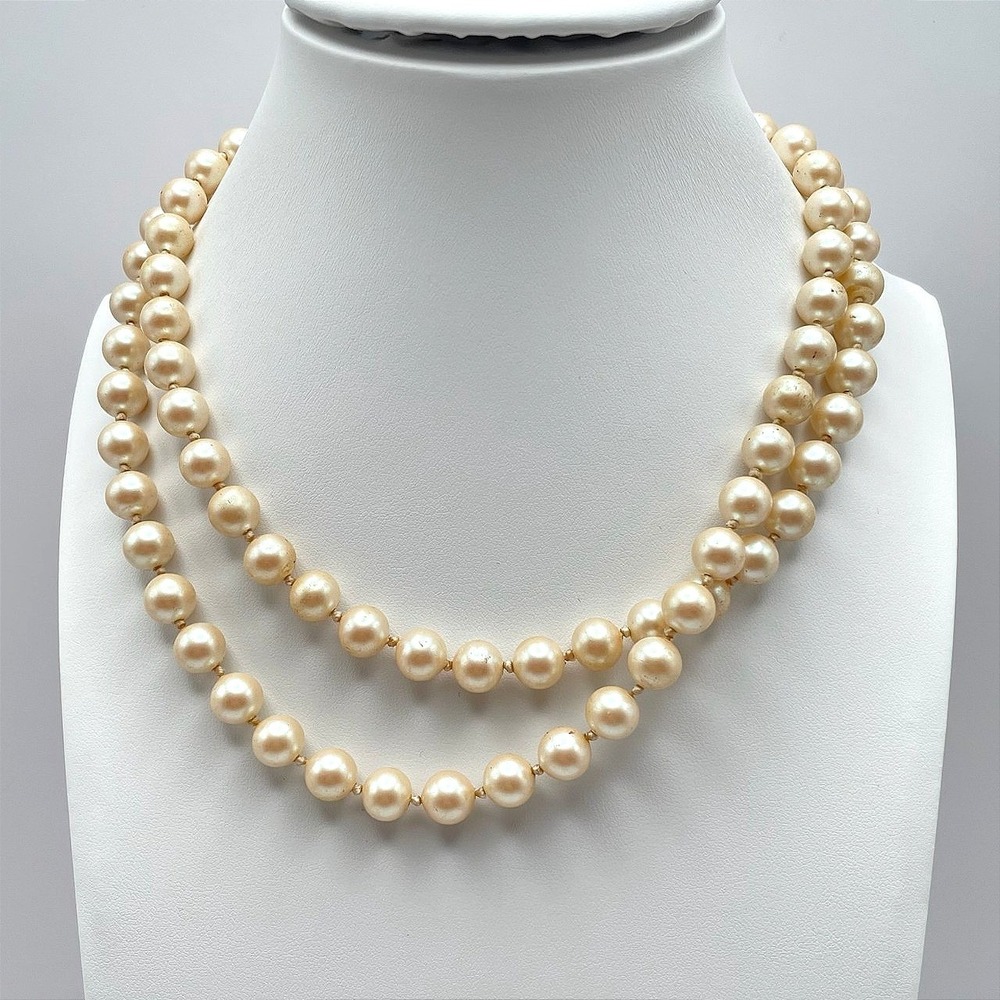 Vintage 90s Cream Faux Pearl Beaded Strand Necklace Boho Women's Classic Jewelry
